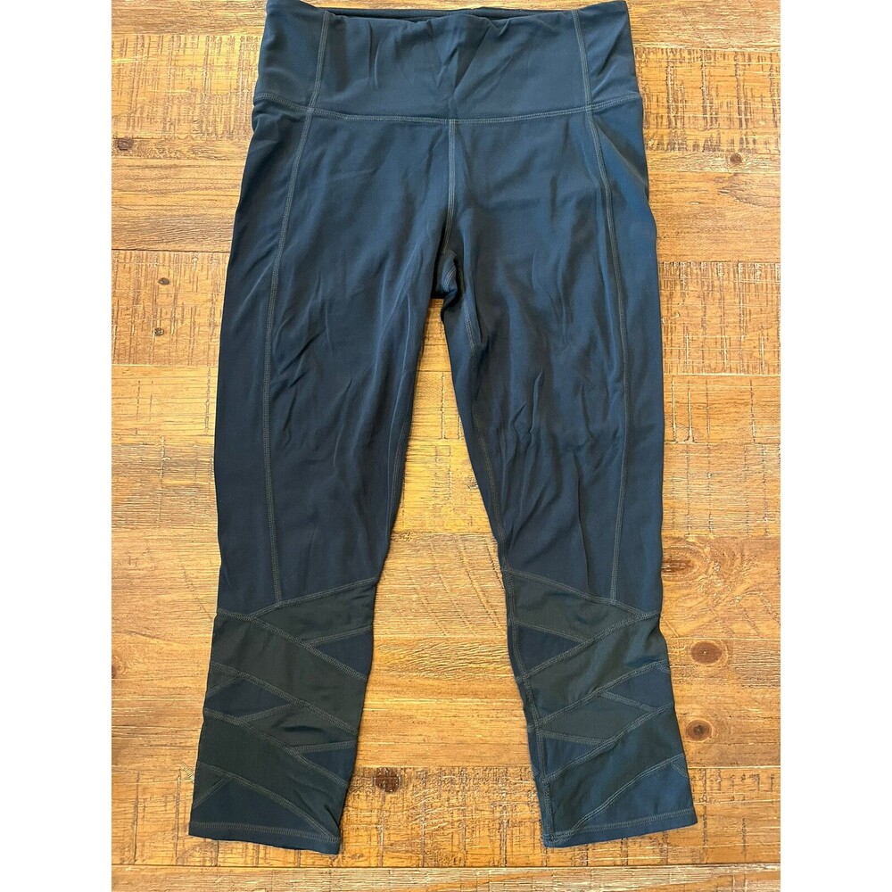Athleta Mantra Yoga Capris Dark Green Size Medium Style 777531